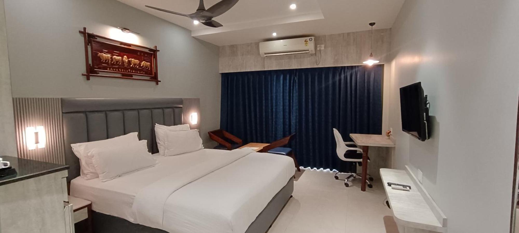 Hotel Lee Garden Near To Blue Flag Beach 500 Mtrs Puri Exterior foto